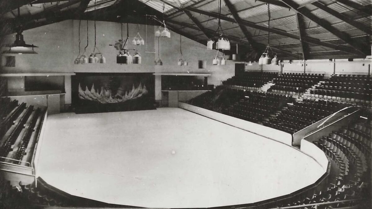 17/07/1937 – Mayor officially opens Ice Drome