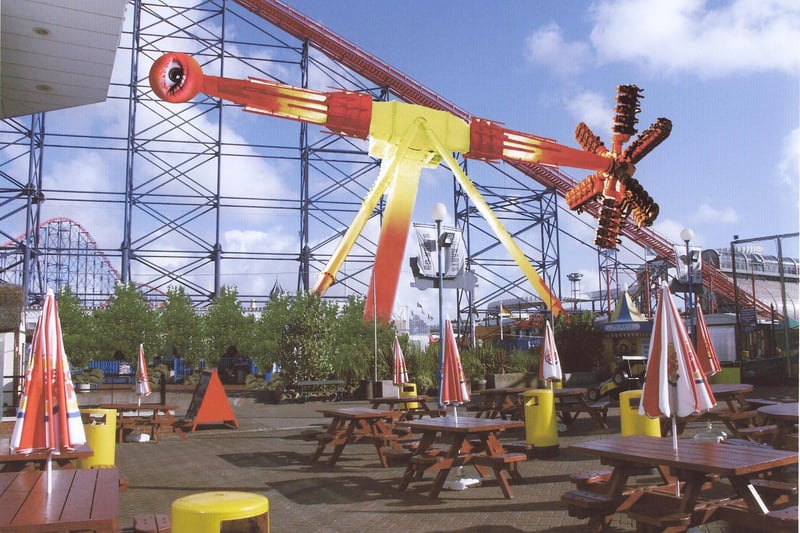 01/12/2003 – ‘Bling’ announced for 2004 season