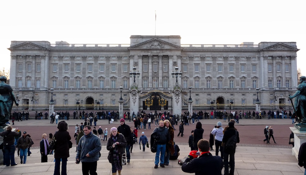 31/12/2011 – Amanda Thompson appointed OBE