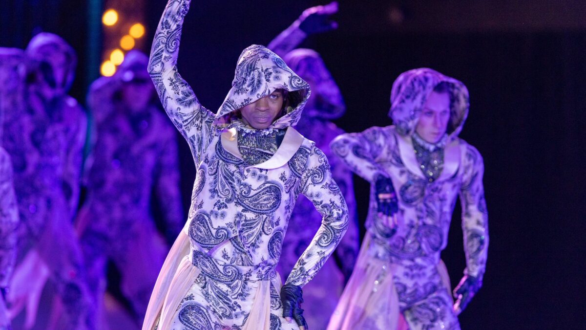 Hot Ice – XS (2025)