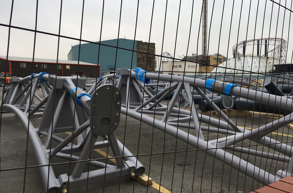 19/10/2017 – First Icon track arrives on site