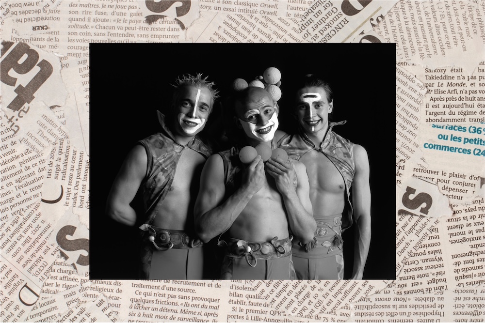 Press Cutting – A Captivating Spectacle (1998)