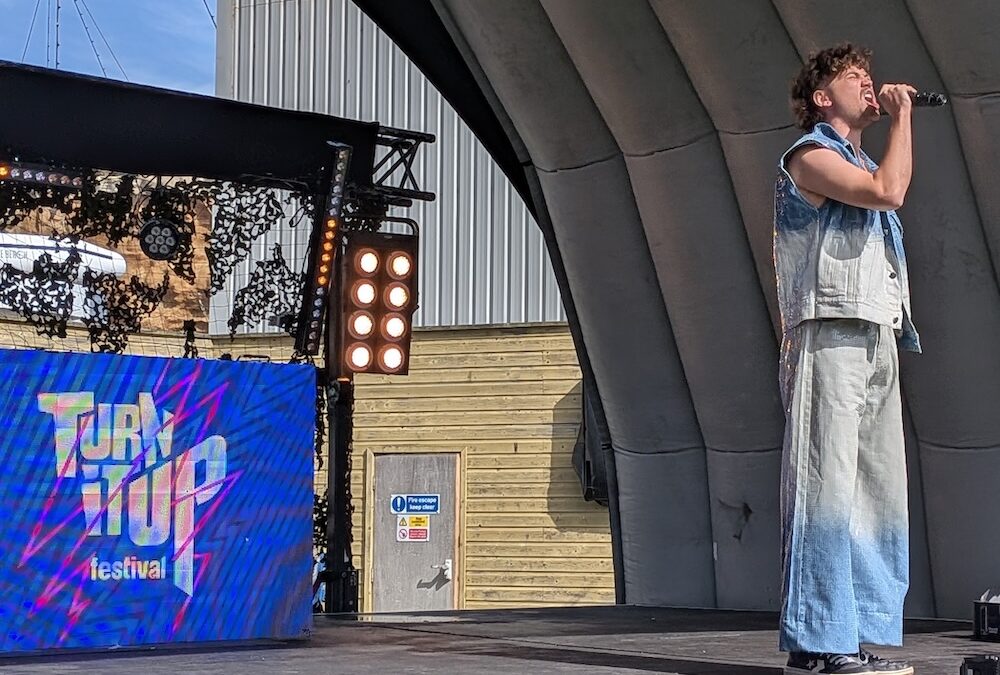 10/04/2026 – Turn It Up Festival gets underway